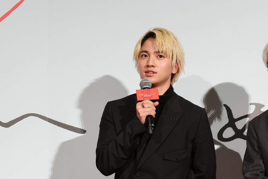 映画「ゆきてかへらぬ」公開記念舞台挨拶 広瀬すず、木戸大聖、岡田将生、キタニタツヤ、根岸吉太郎監督登壇