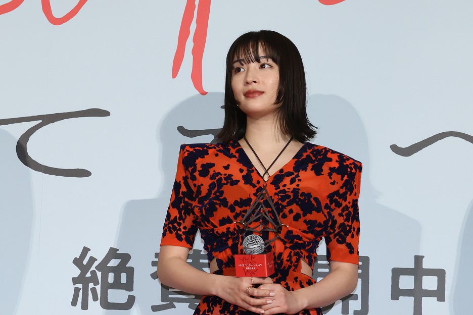 映画「ゆきてかへらぬ」公開記念舞台挨拶 広瀬すず、木戸大聖、岡田将生、キタニタツヤ、根岸吉太郎監督登壇