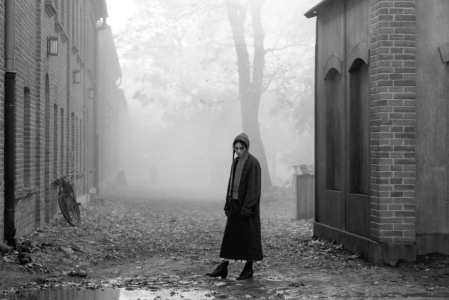 ゴシックミステリー映画「ガール・ウィズ・ニードル」　予告編＆キービジュアル公開