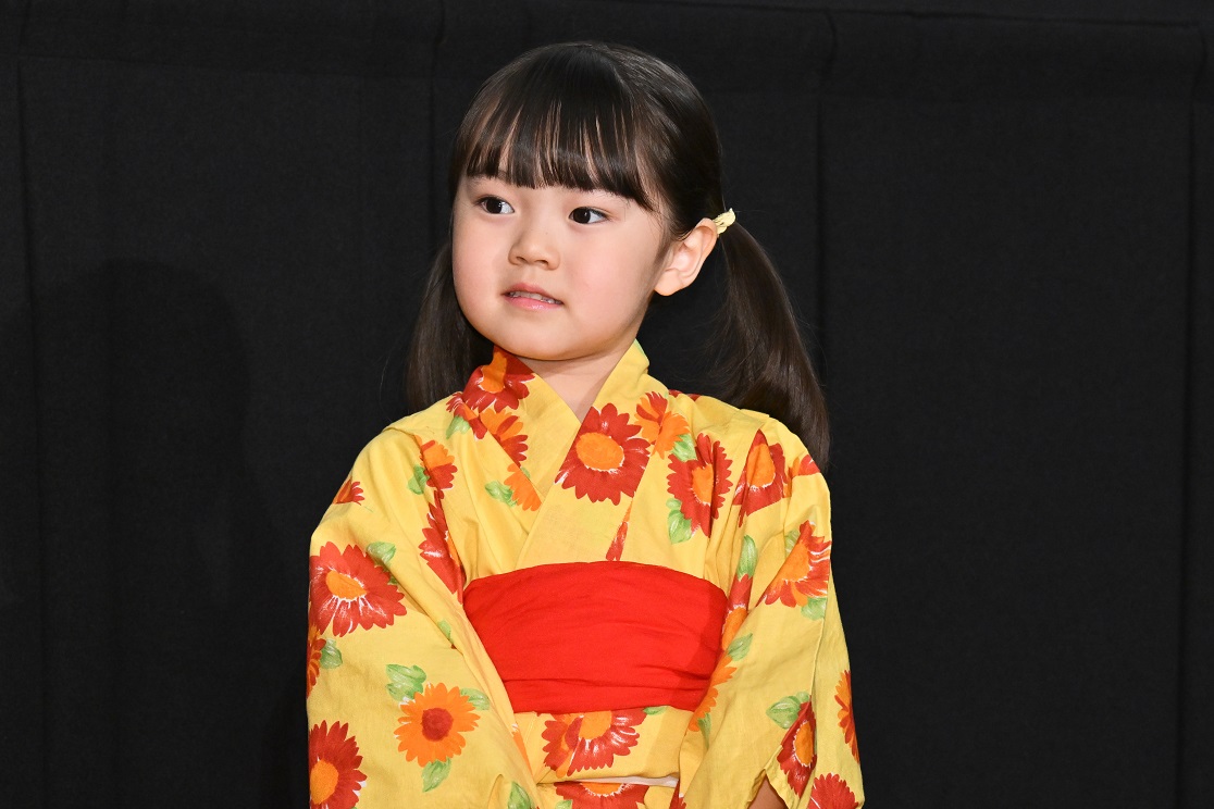 大地真央、映画初主演「ゴッドマザー〜コシノアヤコの生涯〜」完成披露上映会に”コシノ・ファミリー”が勢ぞろい