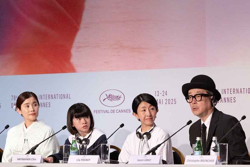 映画「ルノワール」、第78回カンヌ国際映画祭で　早川千絵監督らがフォトコールと公式会見に出席　早川監督、鈴木唯を海外メディア絶賛
