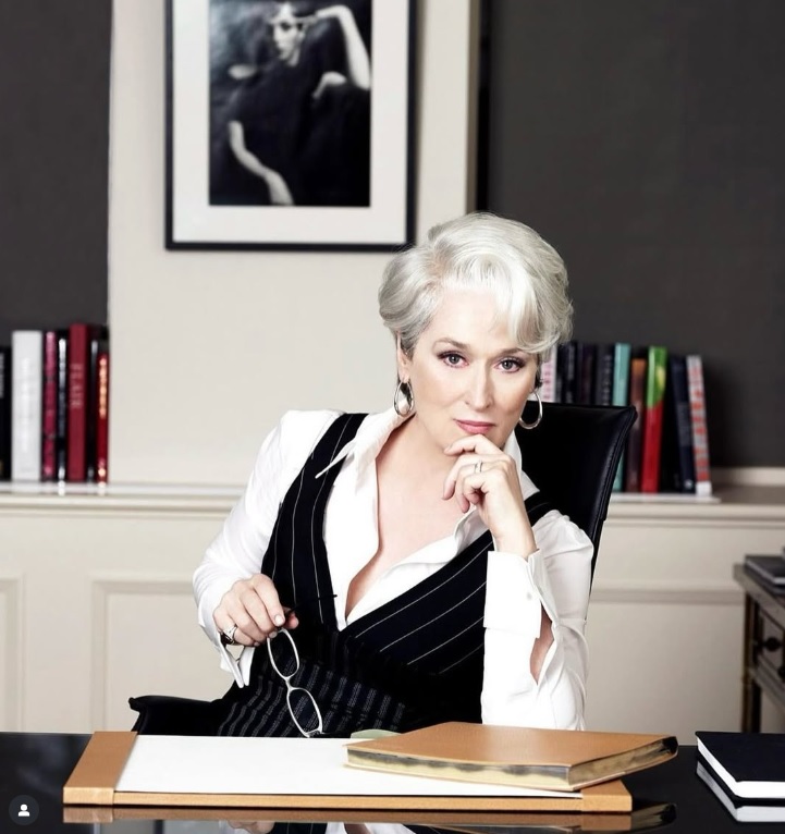 メリル・ストリープ、「プラダを着た悪魔」続編のセットで目撃される　アン・ハサウェイも続投
