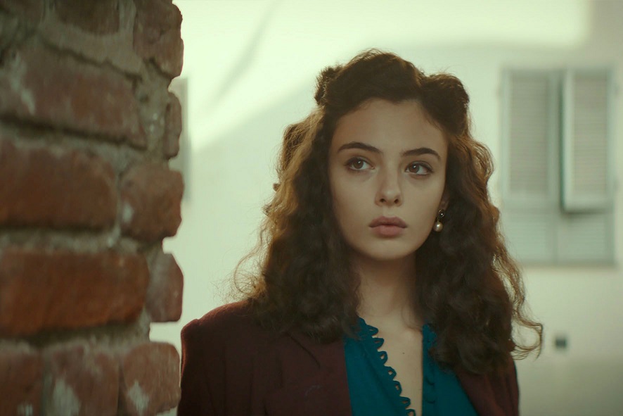 イタリア映画「美しい夏」 画家とモデルの間で揺れ動くお針子の鮮烈な青春
