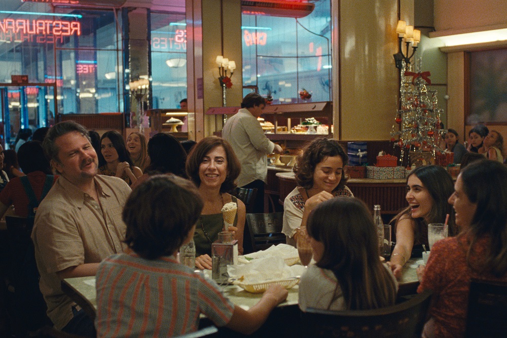 「アイム・スティル・ヒア」軍事独裁政権下で消息を絶った夫の行方を追い続けた妻の壮絶な実話