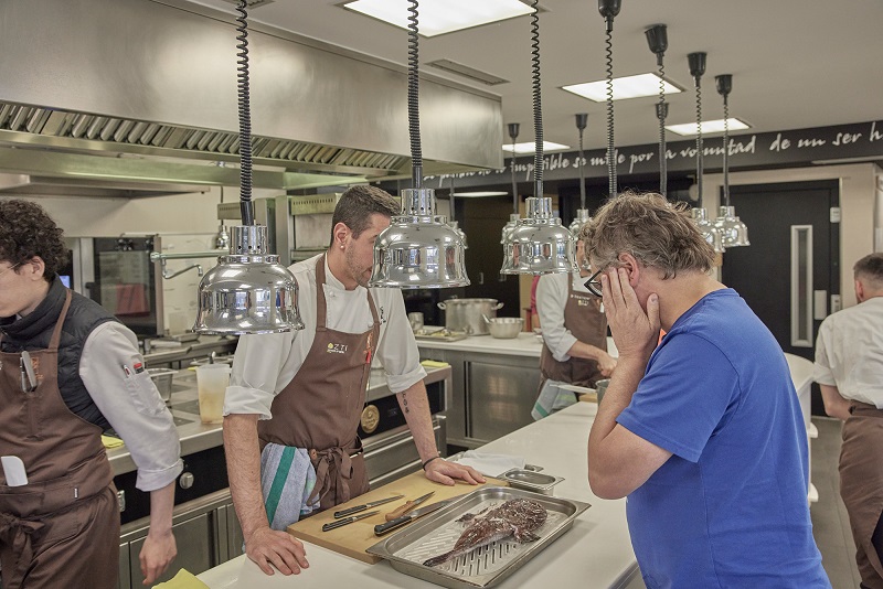 ドキュメンタリ-映画「ムガリッツ」 ”異端の名店”の異次元の独創的料理の舞台裏