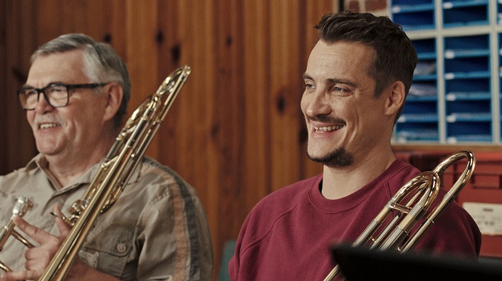 「ファンファーレ！ふたつの音」　幼い時に別れた兄弟の数奇な再会と奇跡の演奏