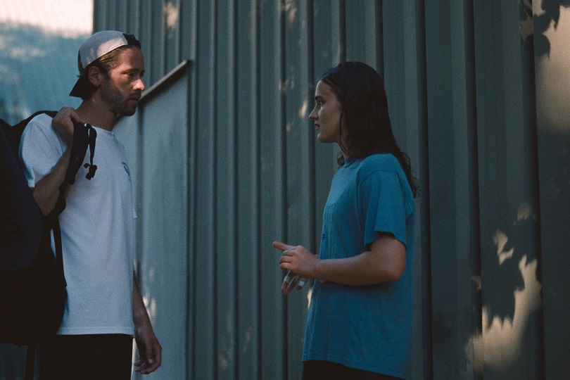 「ジュリーは沈黙したままで」15歳のテニス選手が沈黙した同僚の自殺とコーチの疑惑