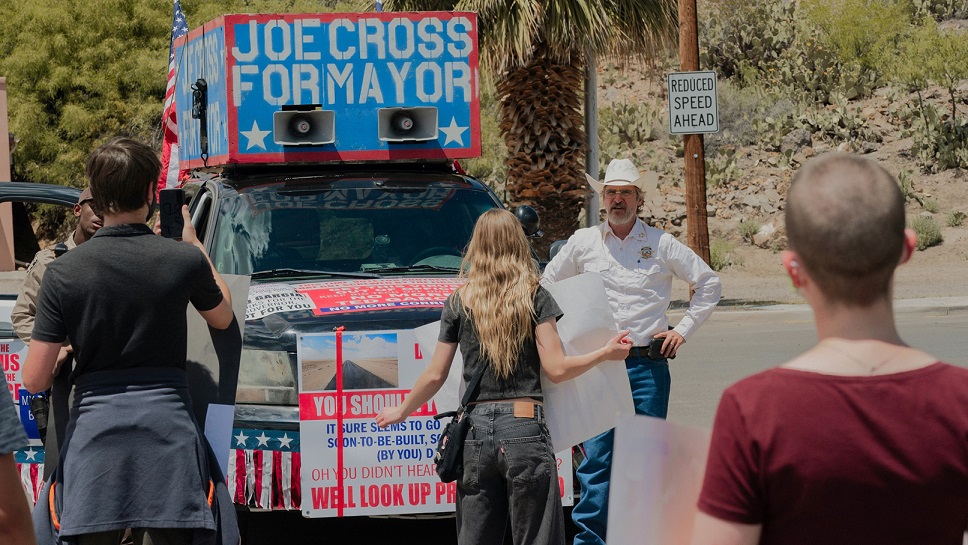 ホアキン・フェニックス主演、アリ・アスター監督最新作「エディントンへようこそ」　異次元の“炎上スリラー”