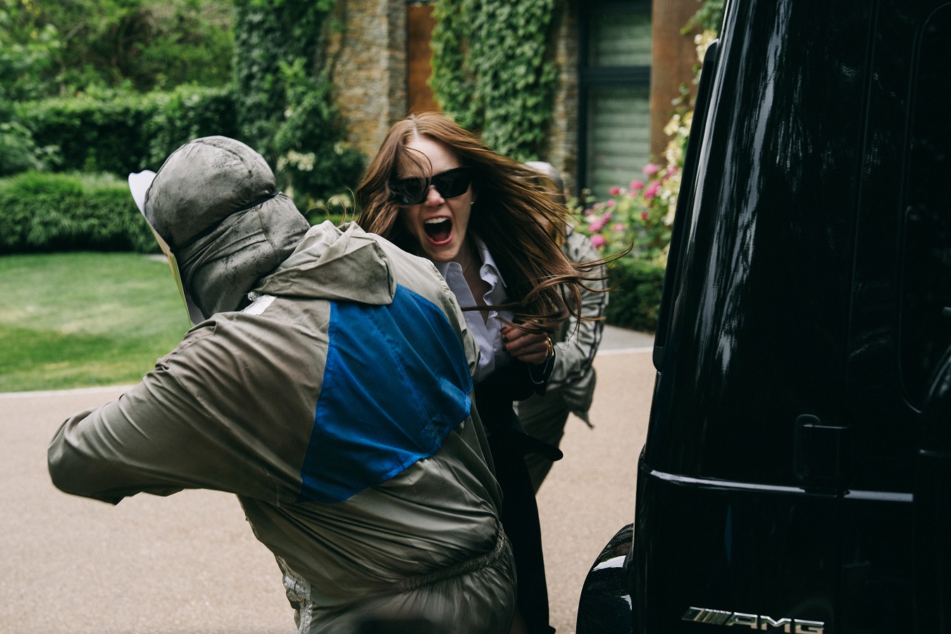 ヨルゴス・ランティモス監督、エマ・ストーン主演「ブゴニア」 前代未聞の誘拐サスペンス