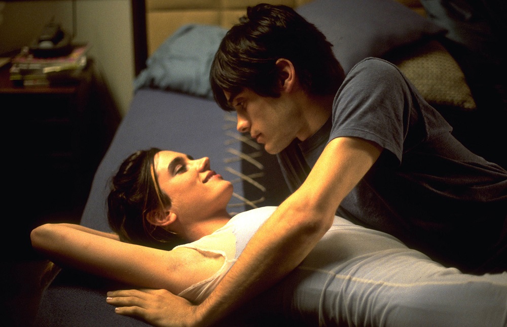 「レクイエム・フォー・ドリーム 4K リマスター」⻤才ダーレン・アロノフスキーがドラッグ依存症の地獄を描く衝撃作