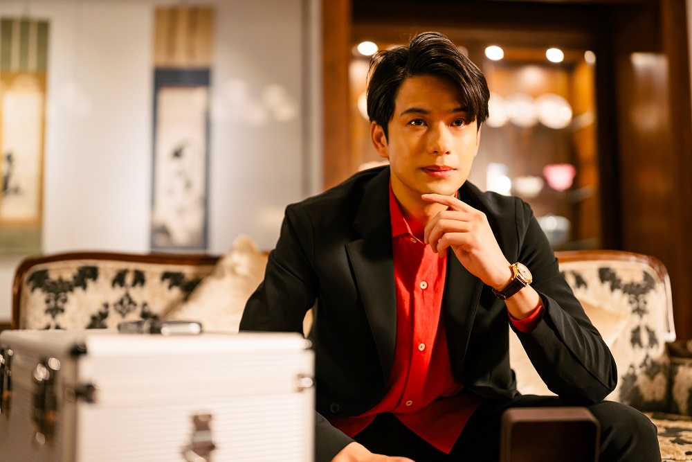 田中麗奈主演“100億円の秀吉の金茶碗”をめぐるクライム・コメディ「黄金泥棒」場面写真＆本編映像解禁