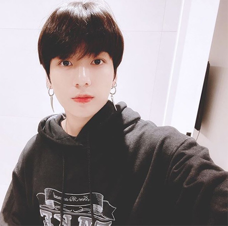 BTSのジョングクが交通事故を起こして所属事務所が謝罪