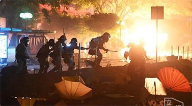 香港警察が中国製の”毒ガス催涙弾“使用で「香港史上最大の生態危機」　周庭氏が告発