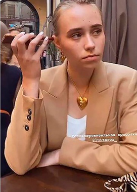 プーチン大統領の愛娘、ロシアのウクライナ侵攻で誹謗中傷されインスタ削除 
